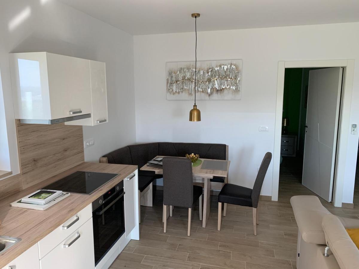 Apartment Nona Ervina Κόπερ Εξωτερικό φωτογραφία