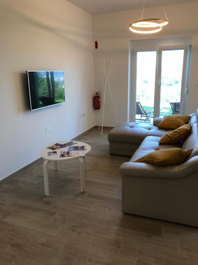 Apartment Nona Ervina Κόπερ Εξωτερικό φωτογραφία